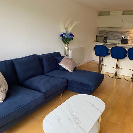 Modern Apartment, Fistral Beach New Quay Exteriör bild